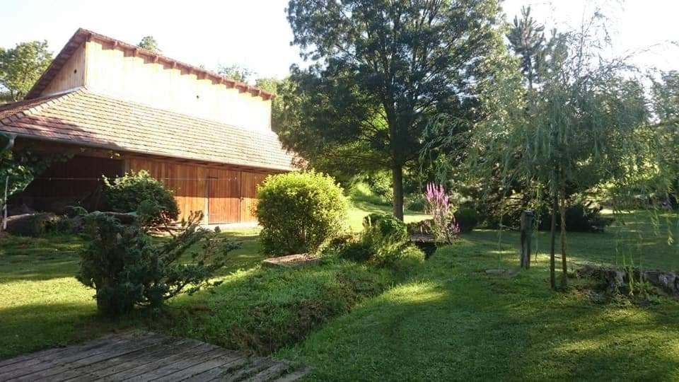 Nyugalomsziget Villa Kotcse Luaran gambar